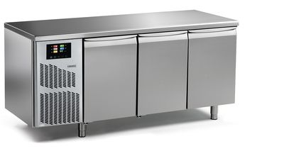 Armadi e tavoli fermabiga