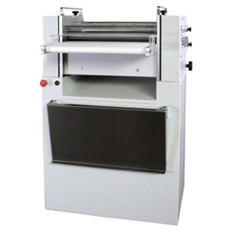 Macchina formatrice AFP/F600