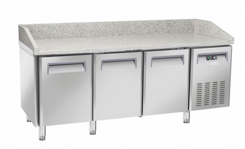 AFP / QZ30 fridge table