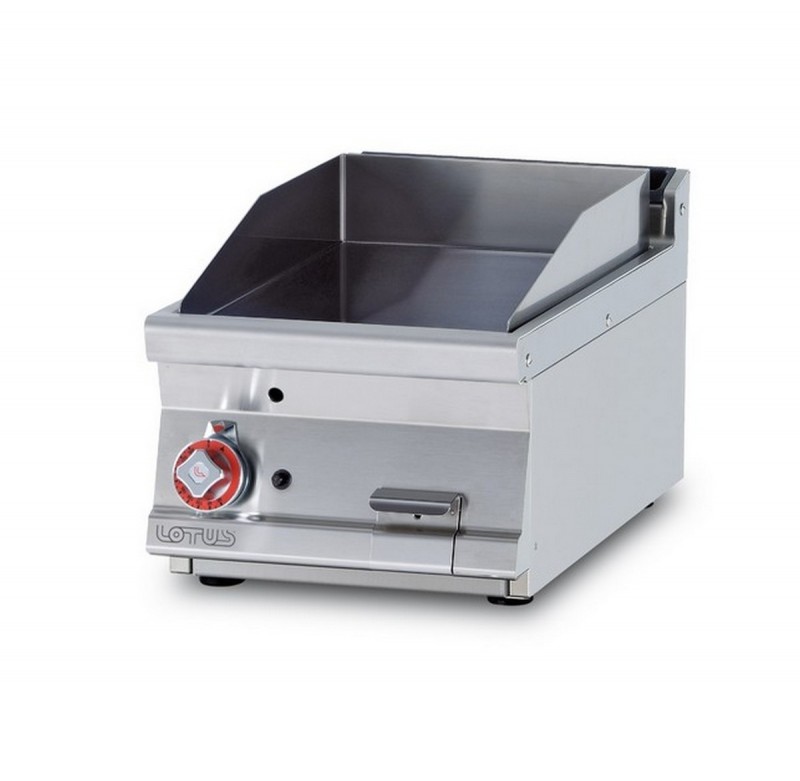 AFP / FTLT-74GS gas fry top with smooth chrome plate