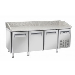 AFP / QZ30 fridge table